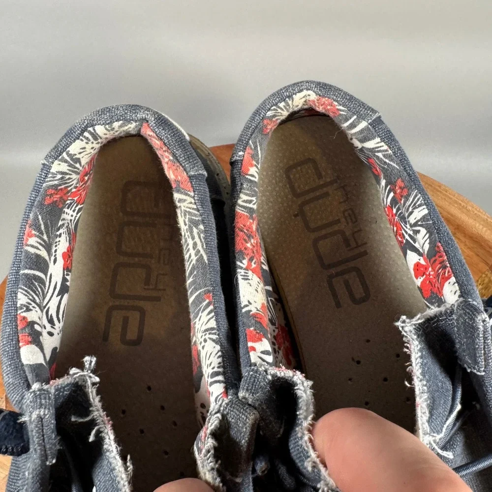 Hey Dude Wally Stretch Blue Men's Size 10 Tropical Floral Lining 110382600